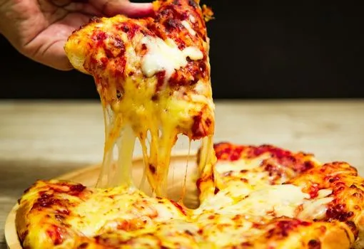 Pizzanın Yanına Ne Gider? (Yan Ürün ve İçecek)
